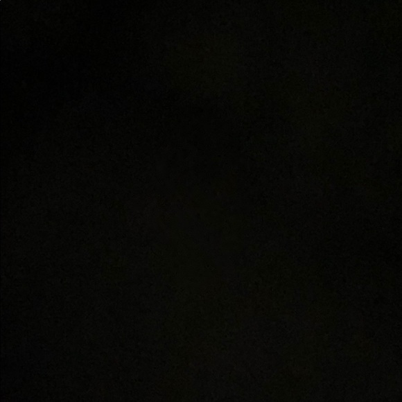 Meet your Posher, Laura - Picture 1 of 1